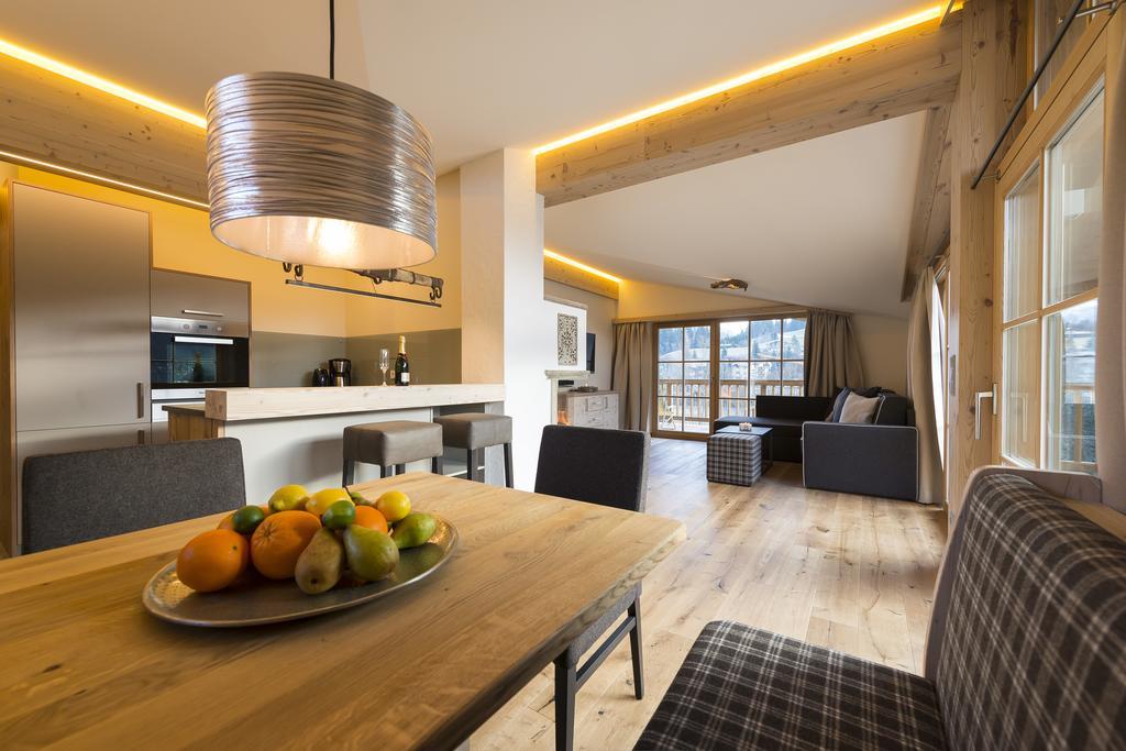 Alpen Chalet Dorfwies كيرشبرغ ان تيرول الغرفة الصورة