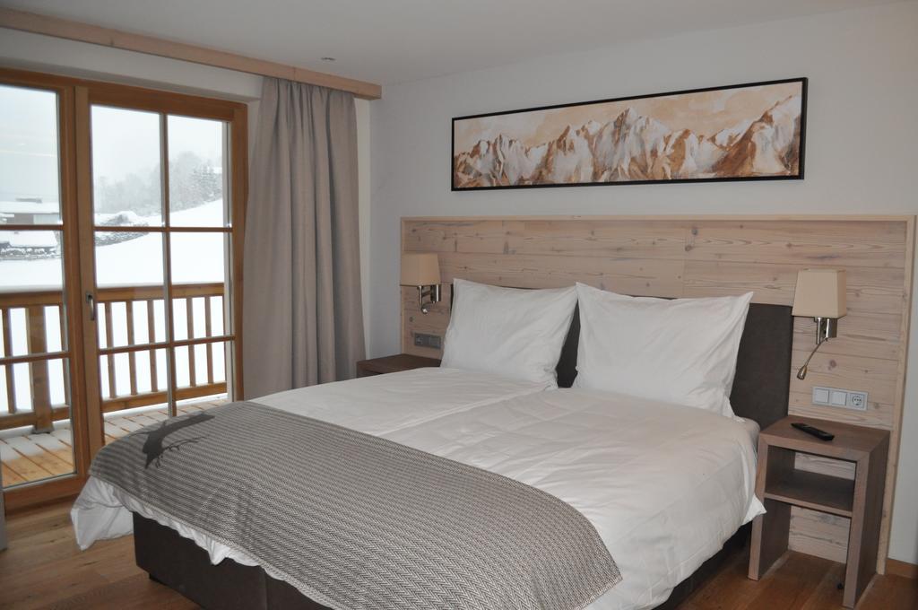 Alpen Chalet Dorfwies كيرشبرغ ان تيرول الغرفة الصورة